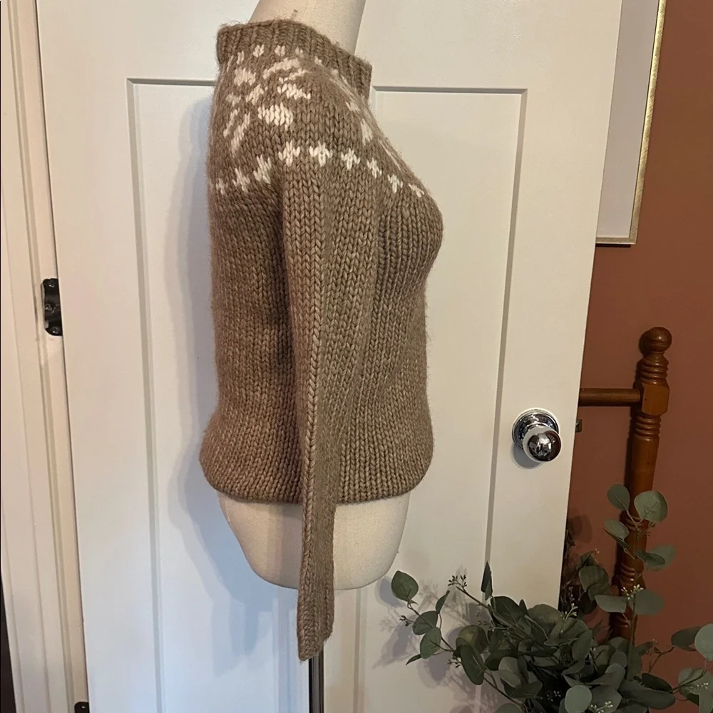 J. Crew Hand Knit women’s XS Beige Tan and Ivory Fair Isle Alpaca blend Sweater
